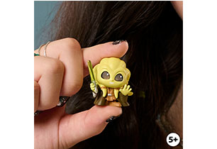 Disney Doorables Star Wars Galaxy Peek 4 Figures In Capsule